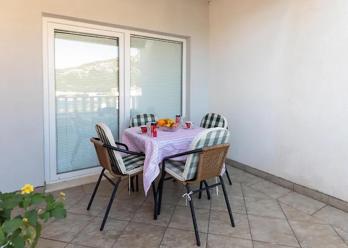 公寓 Two-bedroom In 克勒克