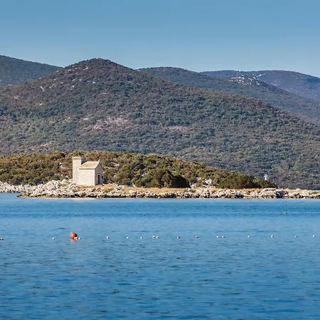 Two-bedroom In شقة