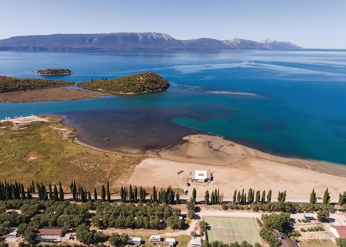 Two-bedroom In Apartman Klek